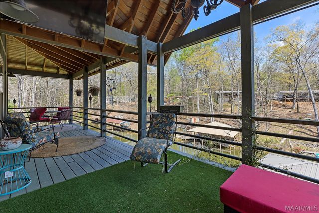 272 Briar Loop Road, Deatsville, AL 36022