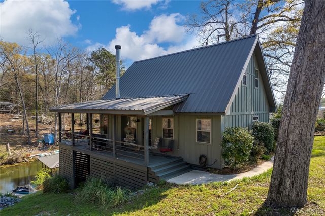 272 Briar Loop Road, Deatsville, AL 36022