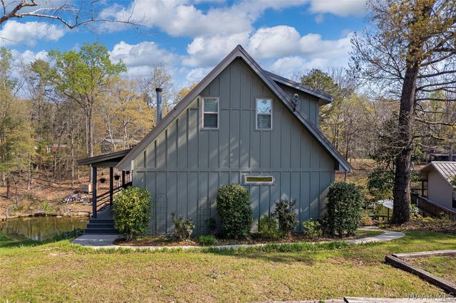 272 Briar Loop Road, Deatsville, AL 36022