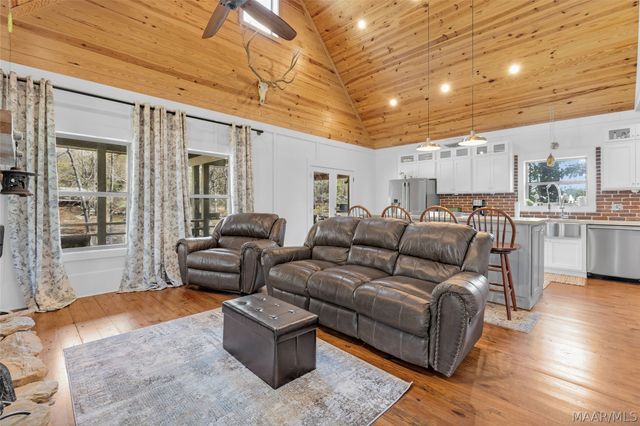272 Briar Loop Road, Deatsville, AL 36022
