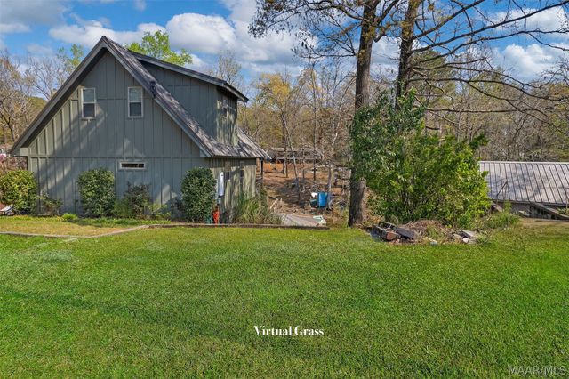 272 Briar Loop Road, Deatsville, AL 36022