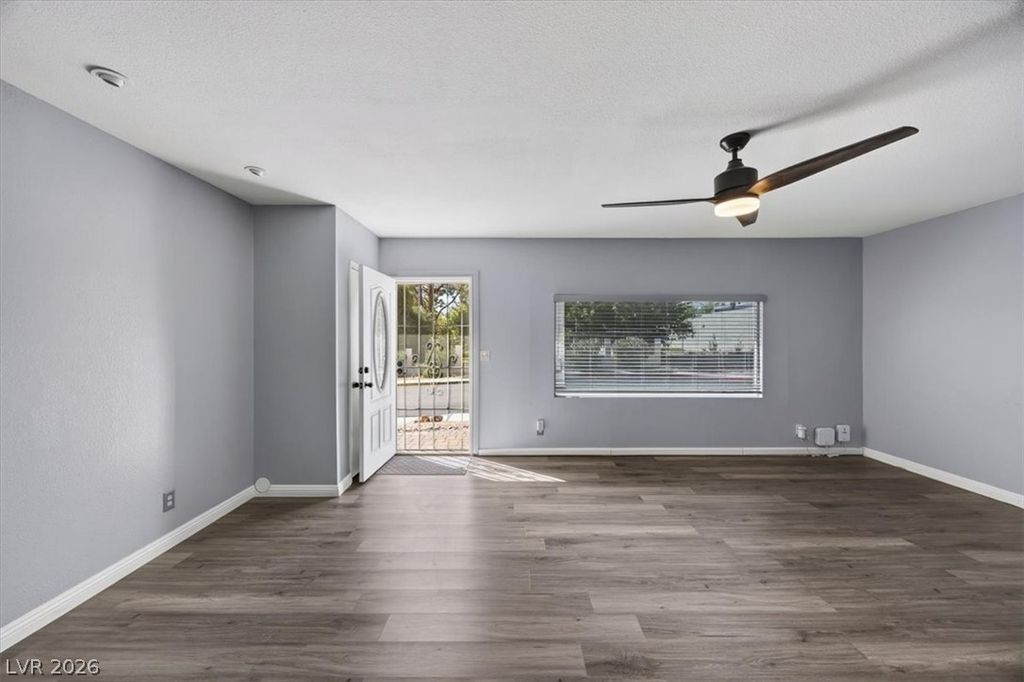 3338 Dunham Court, Las Vegas, NV 89121 — photo 4