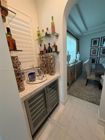 10609 SW 55th St, Cooper City, FL 33328