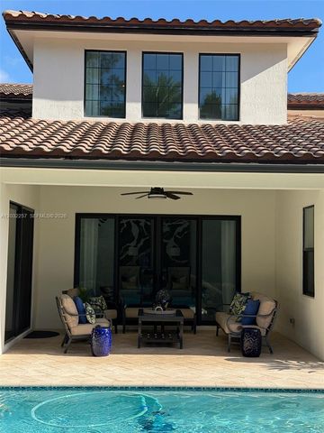 10609 SW 55th St, Cooper City, FL 33328