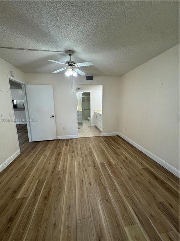 750 SW 138th Avenue 106F, Pembroke Pines, FL 33027