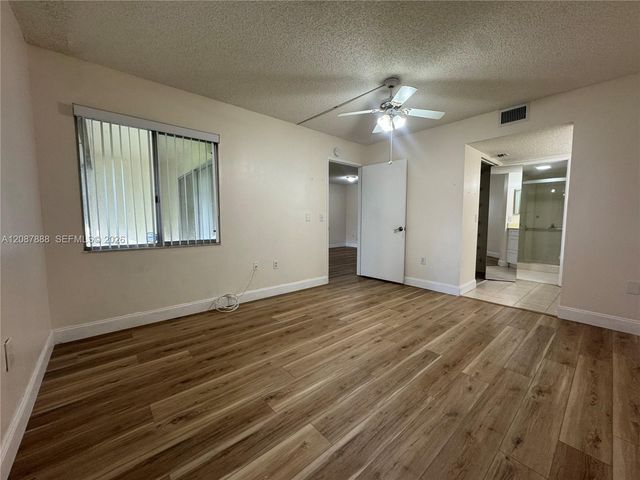 750 SW 138th Avenue 106F, Pembroke Pines, FL 33027