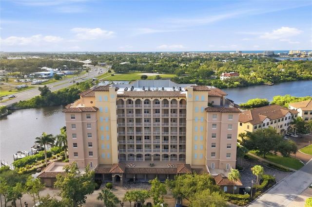 5531 CANNES CIRCLE 403, Sarasota, FL 34231