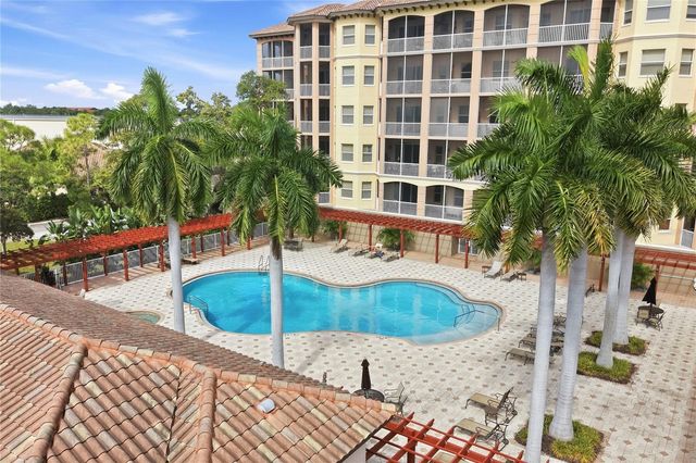 5531 CANNES CIRCLE 403, Sarasota, FL 34231
