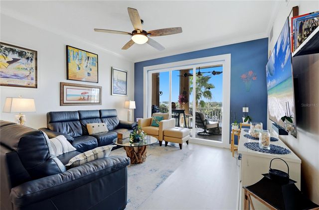 5531 CANNES CIRCLE 403, Sarasota, FL 34231