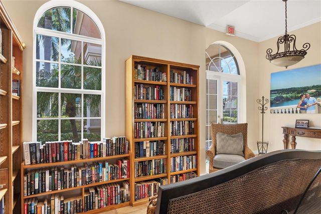 5531 CANNES CIRCLE 403, Sarasota, FL 34231
