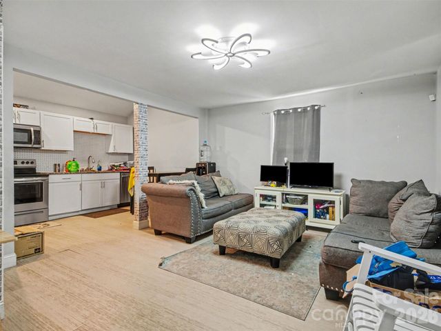 92 Saint Charles Avenue NE, Concord, NC 28025
