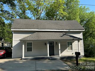 92 Saint Charles Avenue NE, Concord, NC 28025