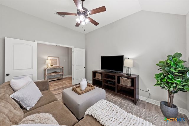 10515 Bryson Drive, Temple, TX 76502