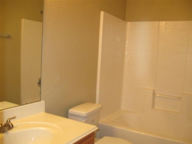 202 Splintered Arrow Drive, La Marque, TX 77568