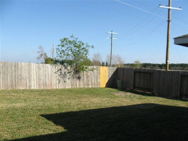 202 Splintered Arrow Drive, La Marque, TX 77568