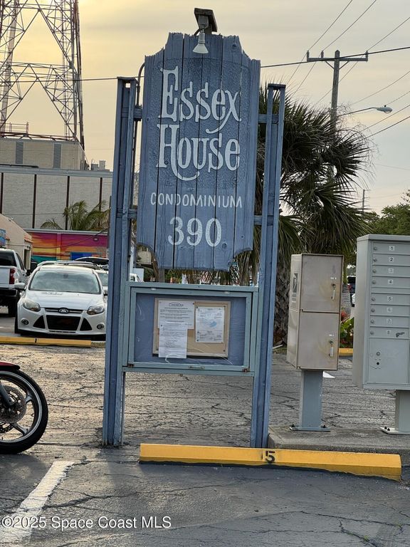 390 W Cocoa Beach Causeway 38-5, Cocoa Beach, FL 32931