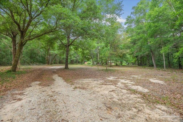 8271 Mobile Hwy, Pensacola, FL 32526