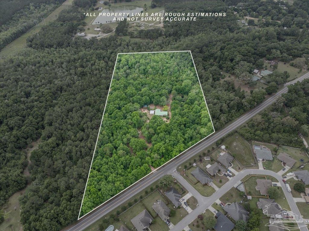 8271 Mobile Hwy, Pensacola, FL 32526