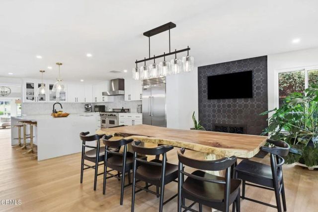 5684 Grey Rock Road, Agoura Hills, CA 91301