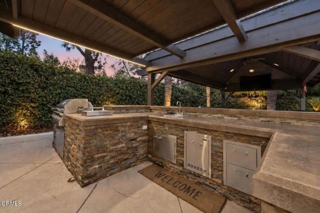 5684 Grey Rock Road, Agoura Hills, CA 91301