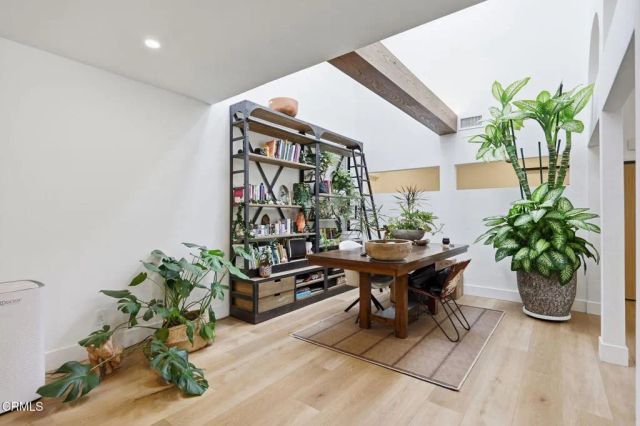 5684 Grey Rock Road, Agoura Hills, CA 91301