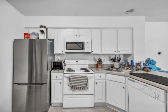 6423 Blue Knoll Drive, 49, Canal Winchester, OH 43110