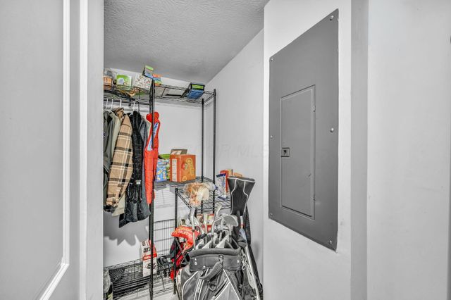 6423 Blue Knoll Drive, 49, Canal Winchester, OH 43110