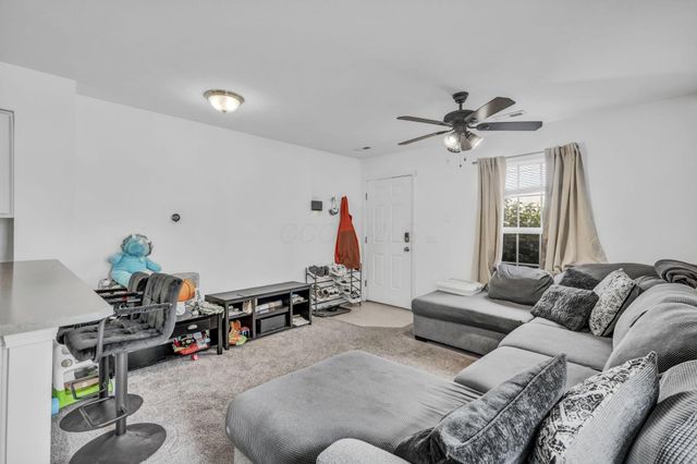 6423 Blue Knoll Drive, 49, Canal Winchester, OH 43110