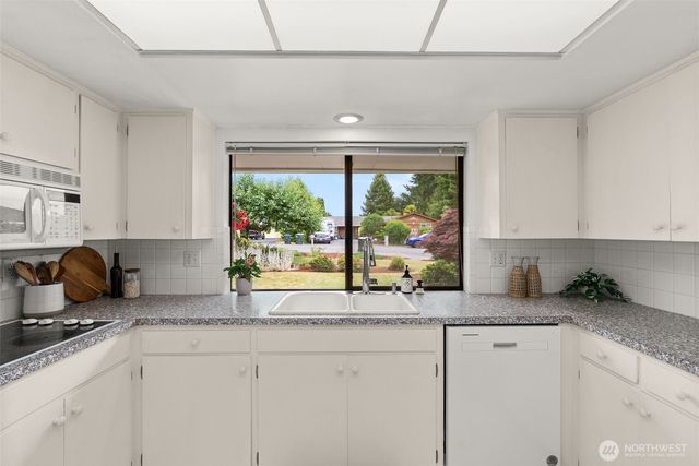 1019 Swanson Drive, Centralia, WA 98531