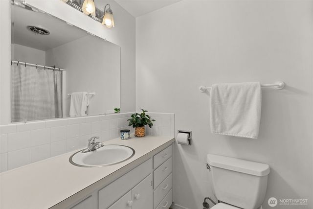 1019 Swanson Drive, Centralia, WA 98531