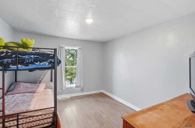 121 E NOWLIN, Rapid City, SD 57701