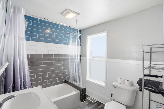 121 E NOWLIN, Rapid City, SD 57701