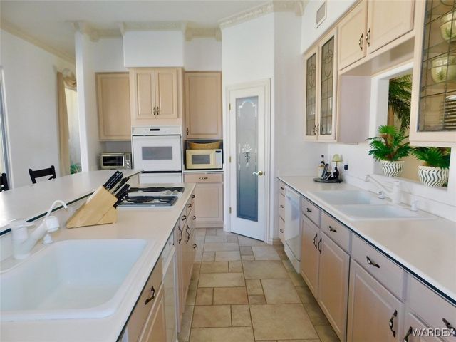 2855 Camino Del Rio, Bullhead City, AZ 86442