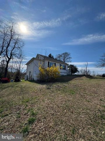 1588 MOUNTAIN VIEW RD, Stafford, VA 22554