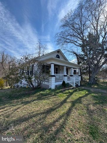 1588 MOUNTAIN VIEW RD, Stafford, VA 22554