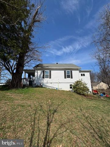 1588 MOUNTAIN VIEW RD, Stafford, VA 22554