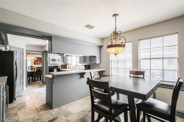 6906 Pebble Beach Drive, Houston, TX 77069