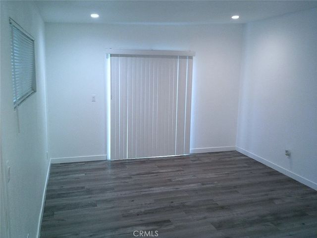 120 E 68th St, Long Beach, CA 90805