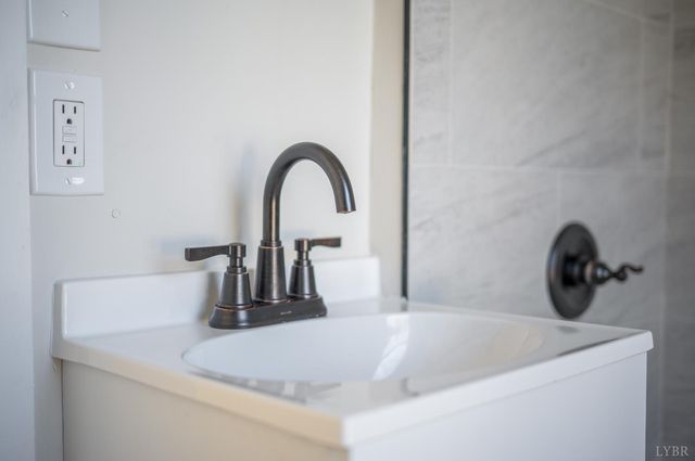 2927 Langhorne Road, Lynchburg, VA 24501