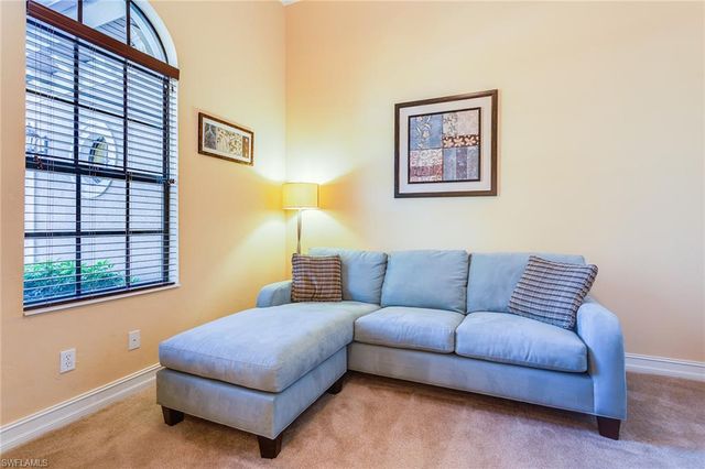 7747 Cottesmore DR, Naples, FL 34113