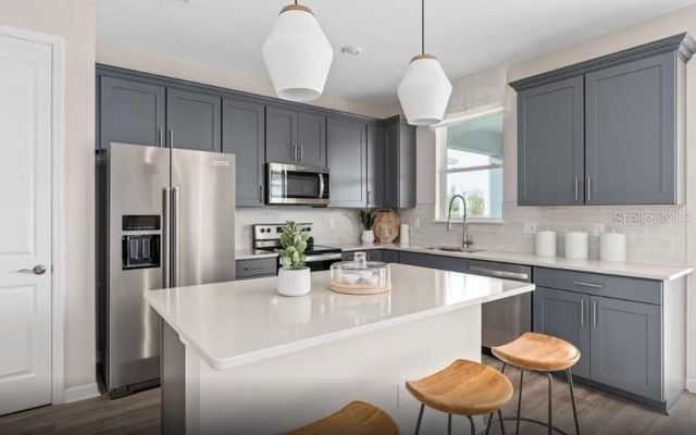 7444 SUMMER COURT, Sarasota, FL 34231