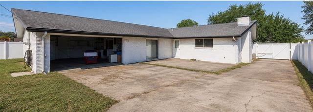 5214 Ponderosa, Corpus Christi, TX 78415