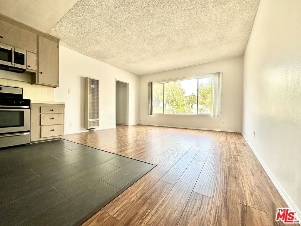 127 Loma Vista Street 8, El Segundo, CA 90245