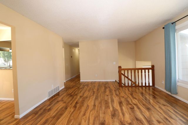 12924 16th Avenue S, Burnsville, MN 55337