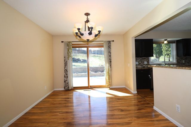 12924 16th Avenue S, Burnsville, MN 55337