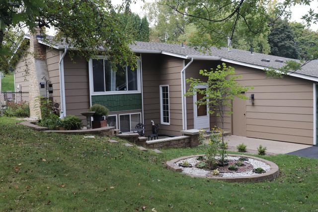 12924 16th Avenue S, Burnsville, MN 55337