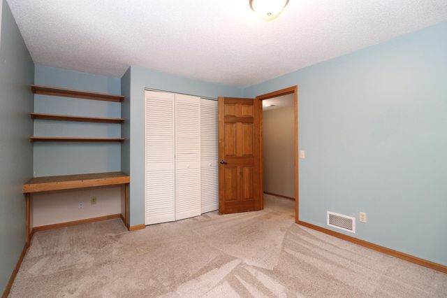 12924 16th Avenue S, Burnsville, MN 55337