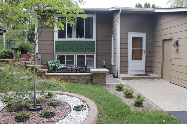 12924 16th Avenue S, Burnsville, MN 55337