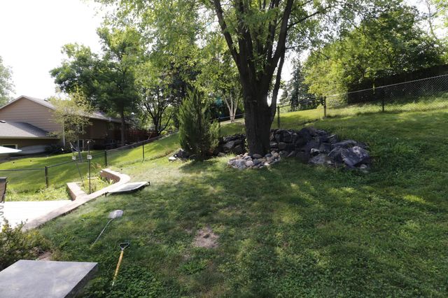 12924 16th Avenue S, Burnsville, MN 55337