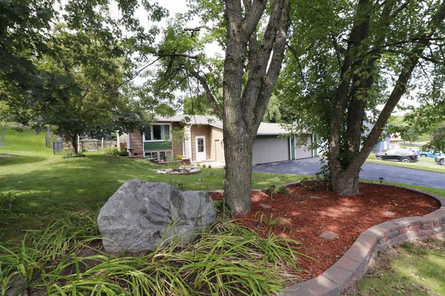 12924 16th Avenue S, Burnsville, MN 55337